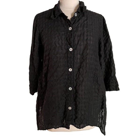 Cut Loose Linen Blend Handkerchief Hem Button Front Top - Picture 2 of 7